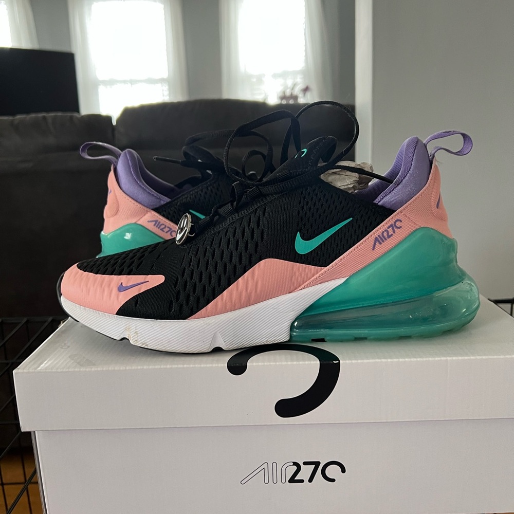 Men’s Nike Air Max 270 Sneakers